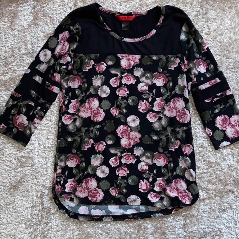 floral mid sleeve shirt